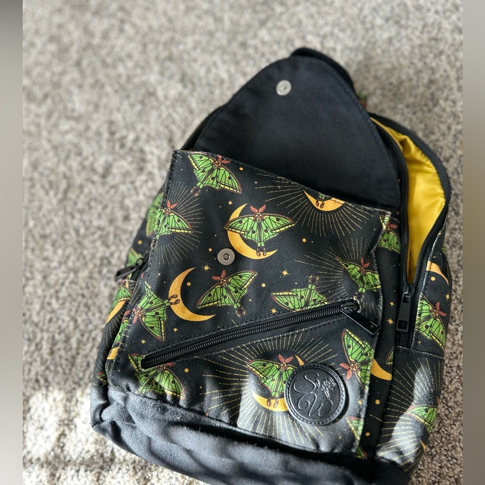 Upset Wilder cross body